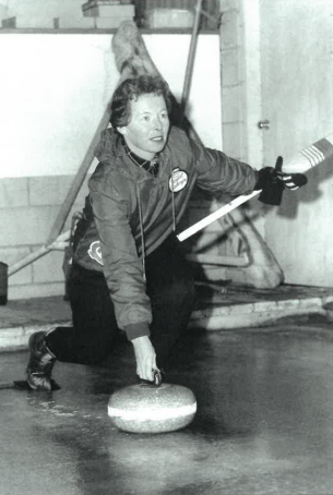 Classic_Female_Curler